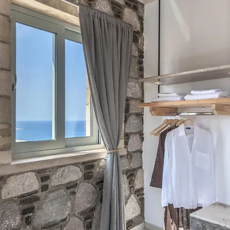 Thea Sunset Apartment